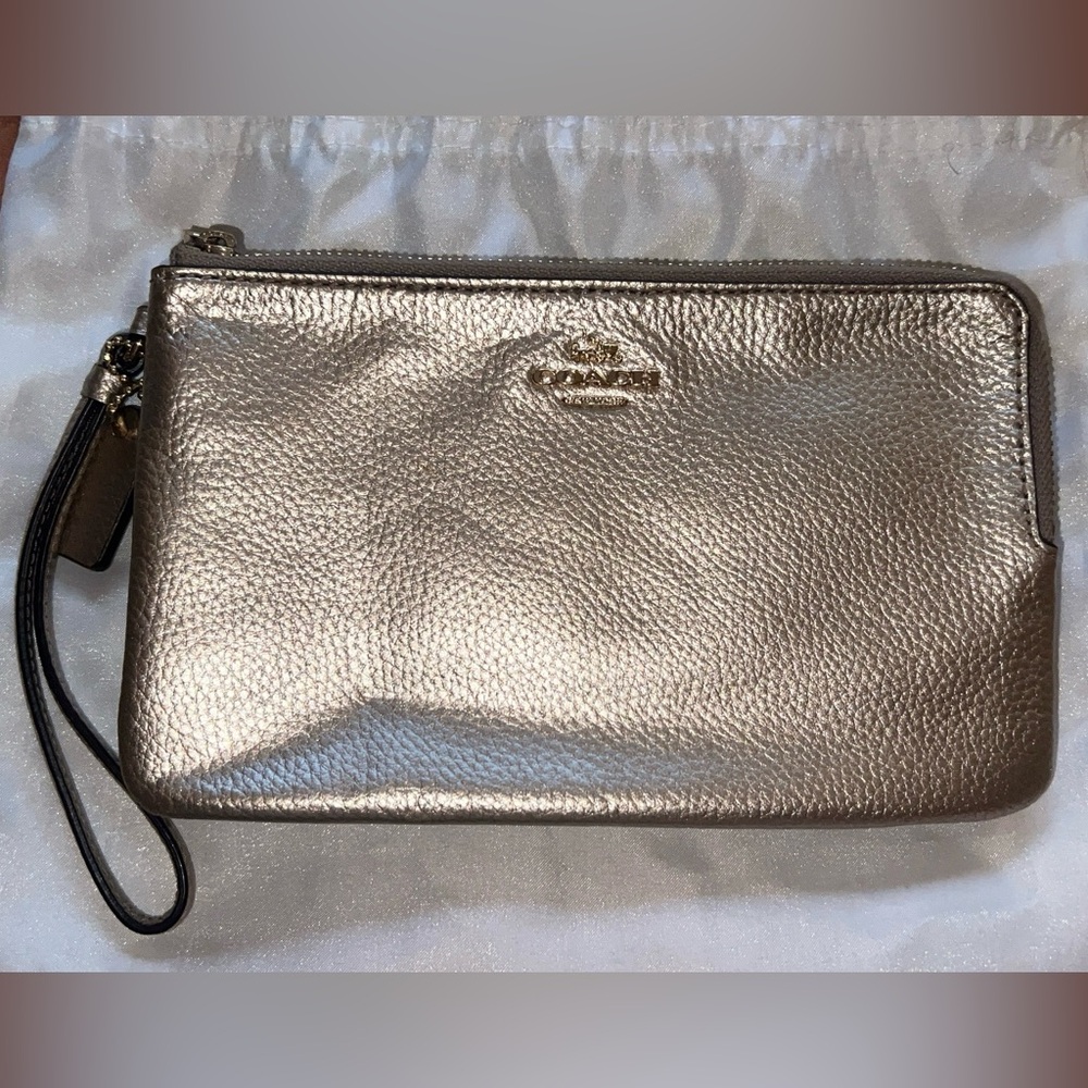 COACH Double Zip Wallet Wrist Purse Gold